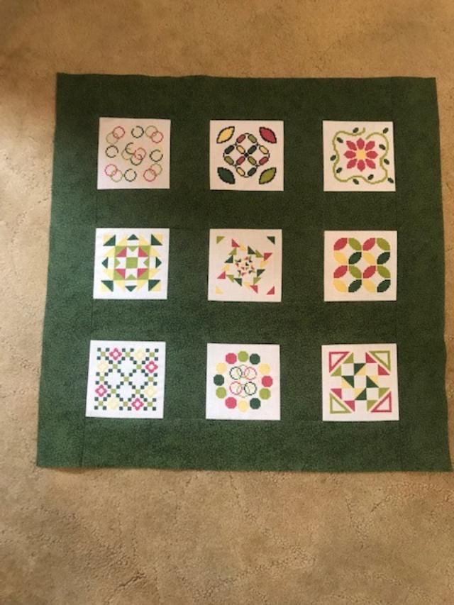 Got my top assembled for the wall hanging. Hoping to get it quilted in the next few days.